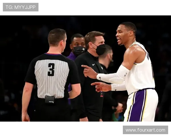 布莱顿俱乐部再掀青春风暴新援闪耀训练场引球迷热议