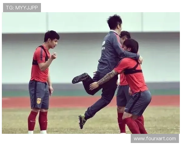 中国足球队全力备战世界杯预选赛 新帅携新战术力争突破历史瓶颈