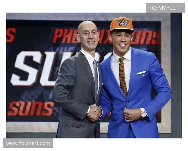 太阳队崛起之路：新星携手老将打造冠军梦团队