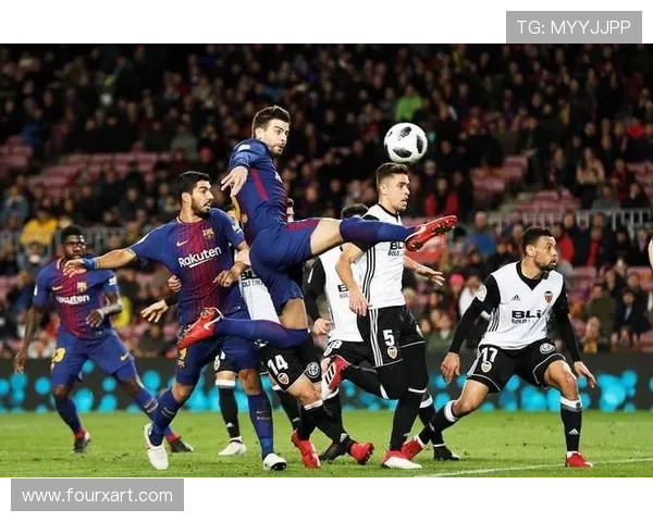 欧冠小组赛激战正酣 曼联主场迎战强敌巴萨 双方全力争夺小组出线资格