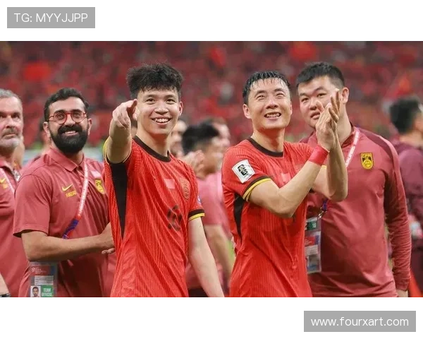 中国足球队新帅上任首战告捷 球迷期待世界杯预选赛新篇章