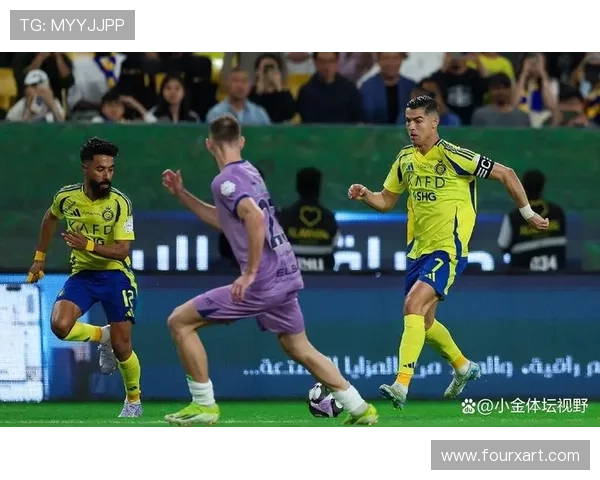 欧洲豪门大战揭幕国脚表现抢眼引爆足坛焦点风暴持续升温热度四起